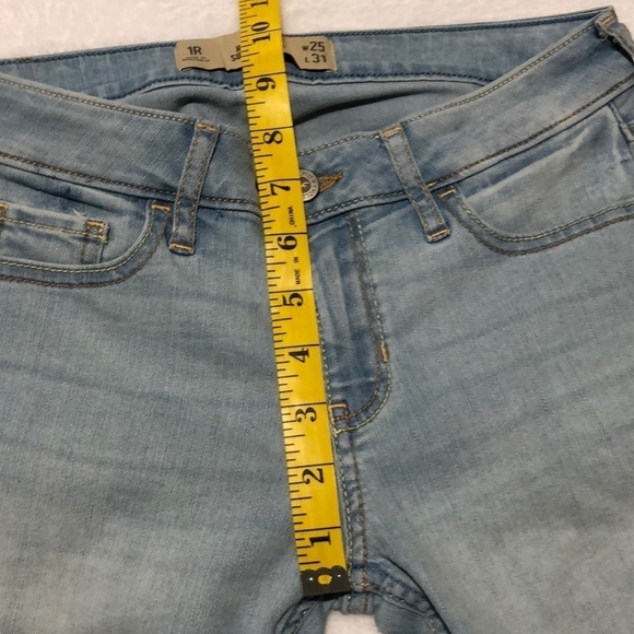 Hollister Women's Light Wash Super Skinny Jeans Size 1R W25 L31‎ - Picture 7 of 9